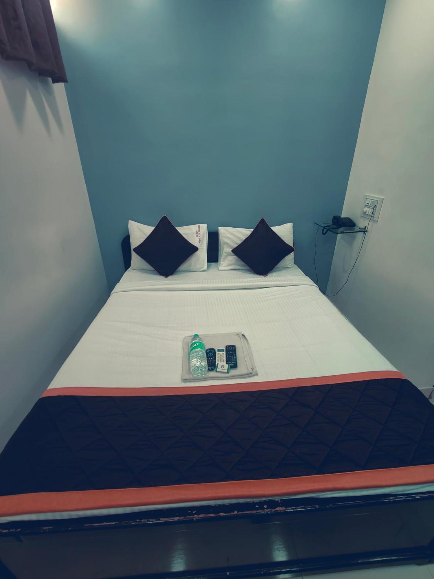 Hotel Golden Arch Bangalore Extérieur photo